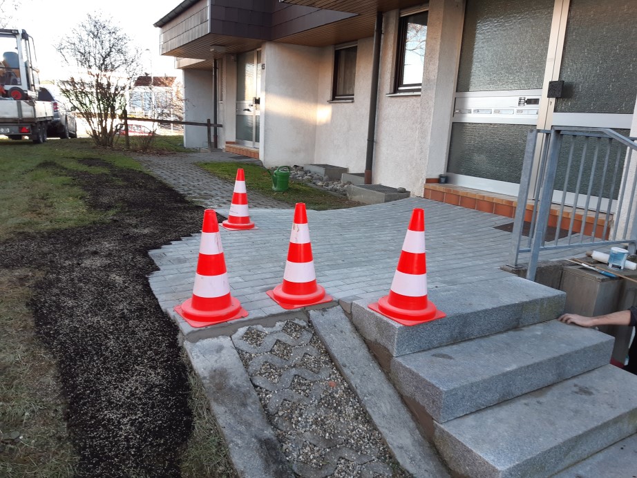 Neugestaltung des Hauszugangs